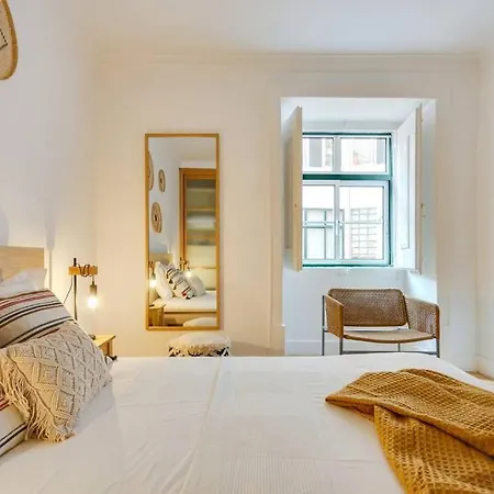 Bright & Beautiful With 2 Beds Lejlighed Lisboa